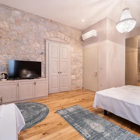 Tifani Luxury 3 Apartman *