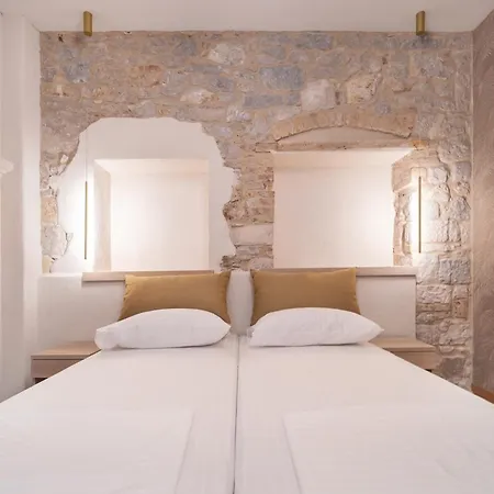 Tifani Luxury 3 Apartman *