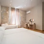 Tifani Luxury 3 Daire Split