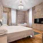 Daire Tifani Luxury 3 *
