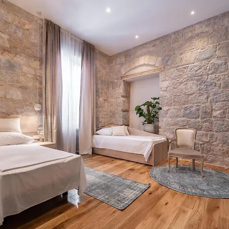 Tifani Luxury 3 Apartamento