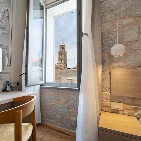 Tifani Luxury 3 * Σπλιτ